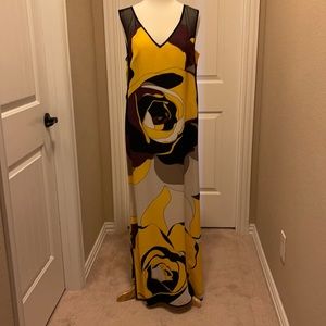 Sisley print maxi dress size M never worn